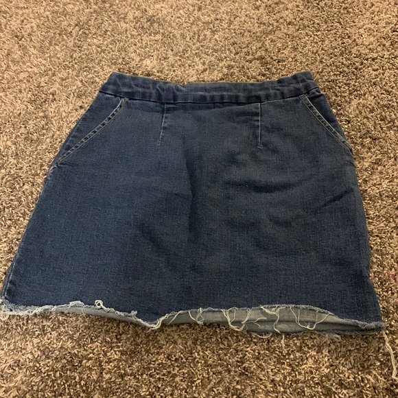 Jean skirt from Forever 21, worn less than 5 times - Picture 1 of 2